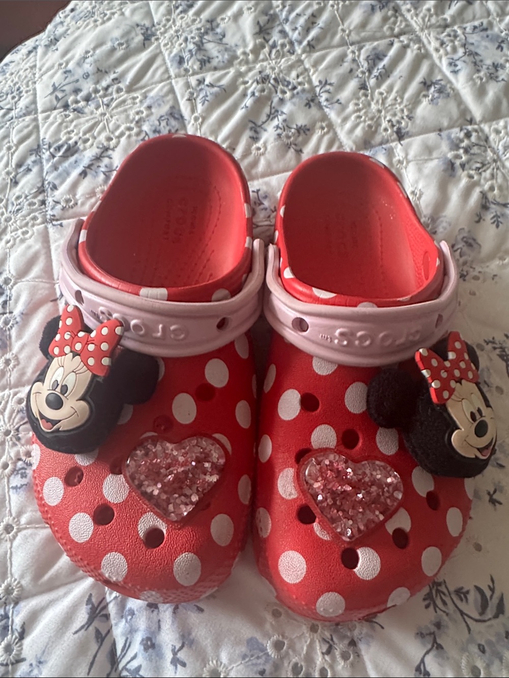 CROCS Kids Minnie Mouse Red Polka Dot Clogs with Pink Strap